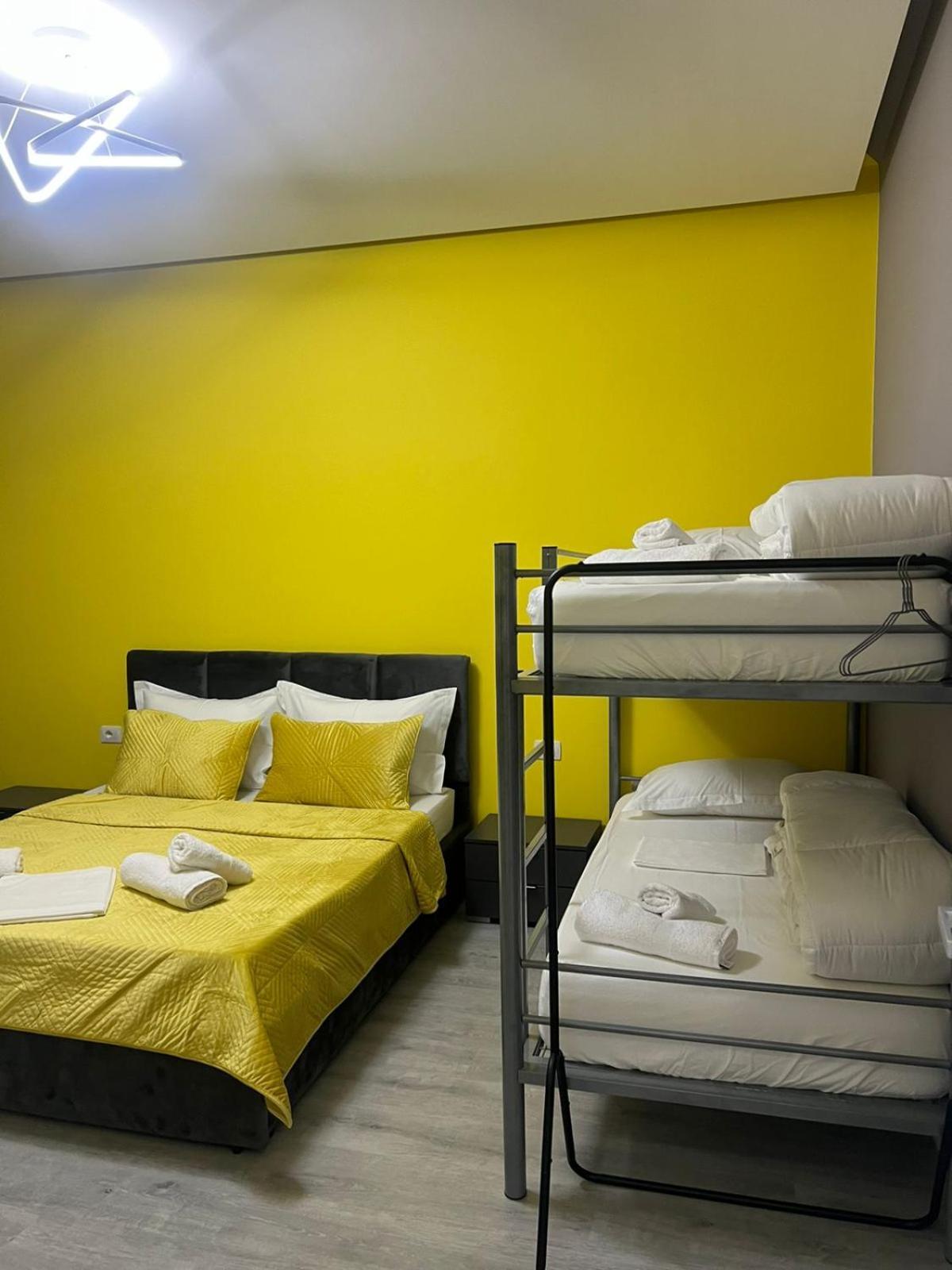 Algen Room'S Berat Kültér fotó