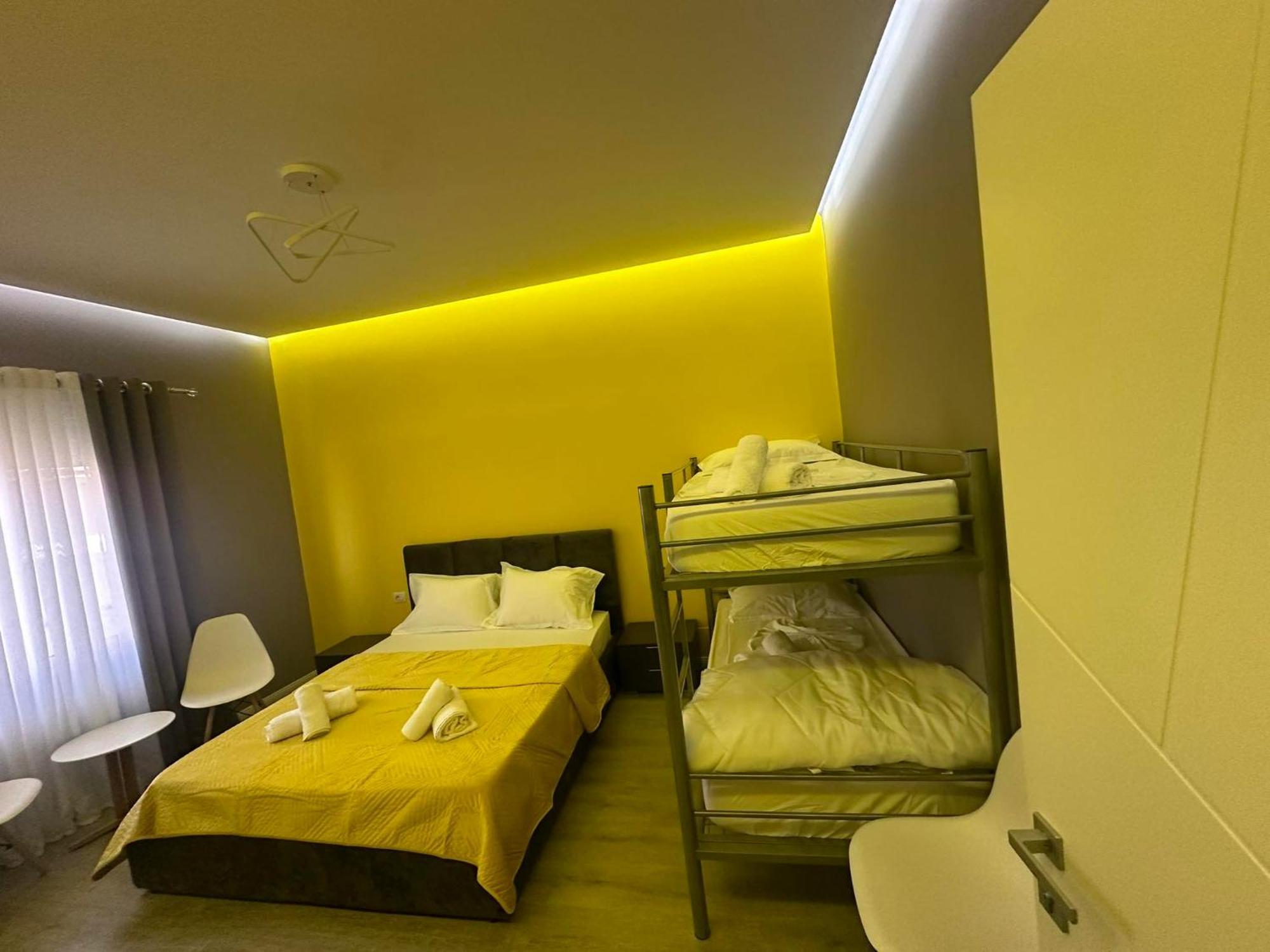 Algen Room'S Berat Kültér fotó